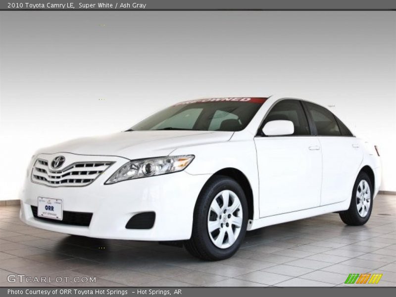 Super White / Ash Gray 2010 Toyota Camry LE