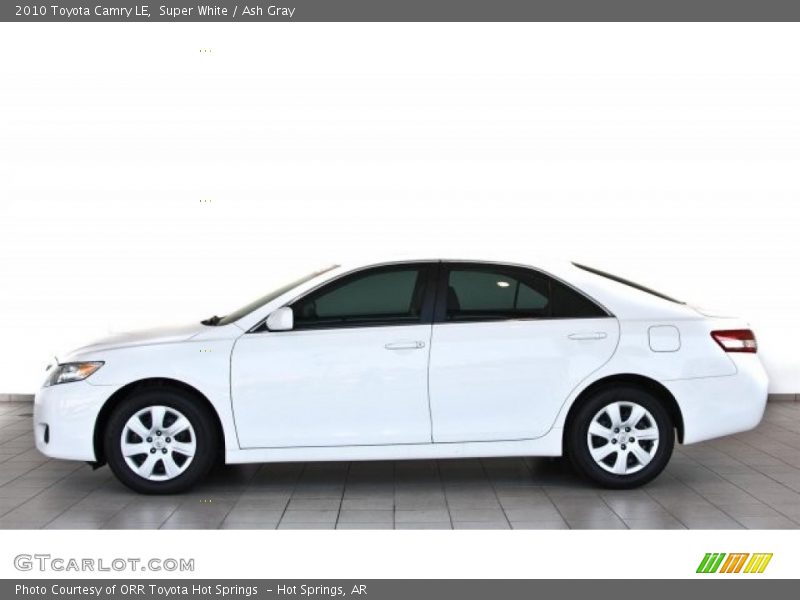 Super White / Ash Gray 2010 Toyota Camry LE