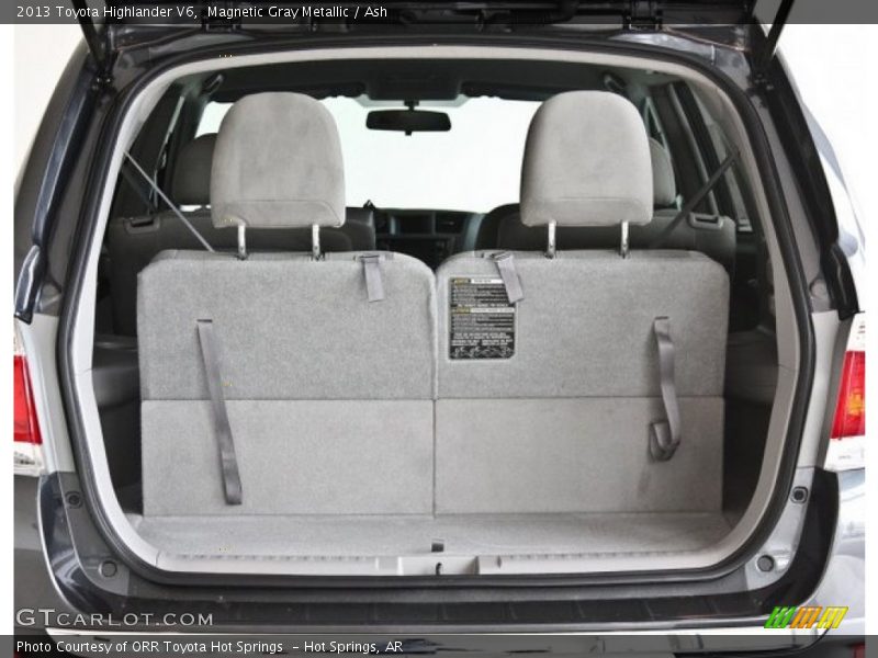 Magnetic Gray Metallic / Ash 2013 Toyota Highlander V6