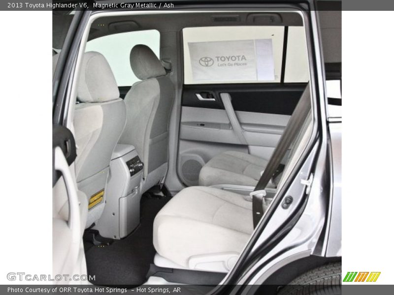 Magnetic Gray Metallic / Ash 2013 Toyota Highlander V6