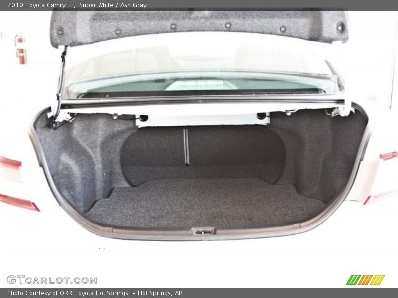 Super White / Ash Gray 2010 Toyota Camry LE