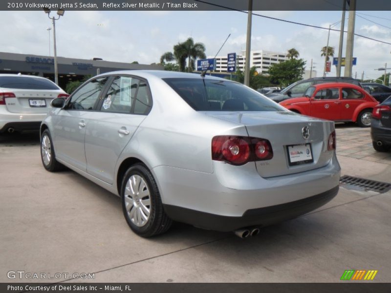 Reflex Silver Metallic / Titan Black 2010 Volkswagen Jetta S Sedan