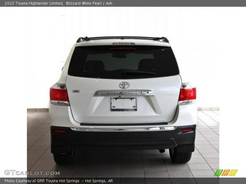Blizzard White Pearl / Ash 2013 Toyota Highlander Limited