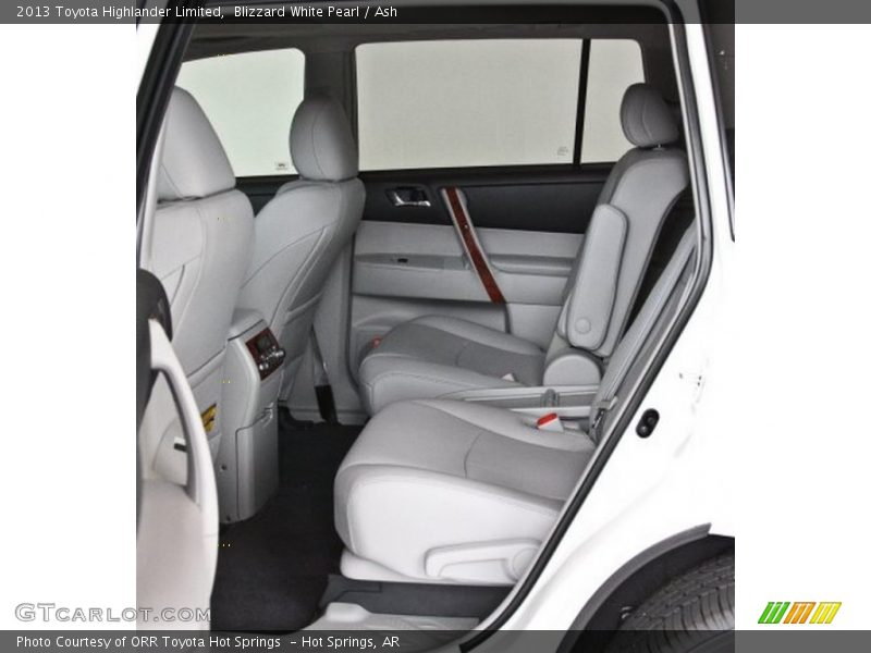 Blizzard White Pearl / Ash 2013 Toyota Highlander Limited