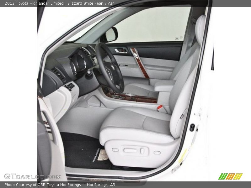 Blizzard White Pearl / Ash 2013 Toyota Highlander Limited