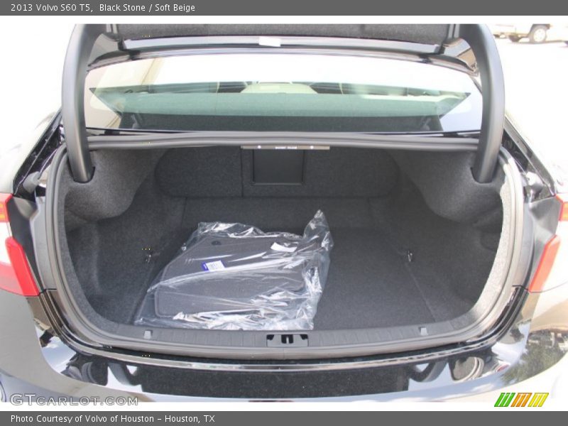 Black Stone / Soft Beige 2013 Volvo S60 T5