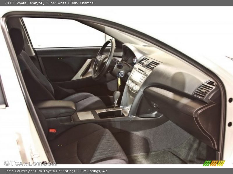 Super White / Dark Charcoal 2010 Toyota Camry SE
