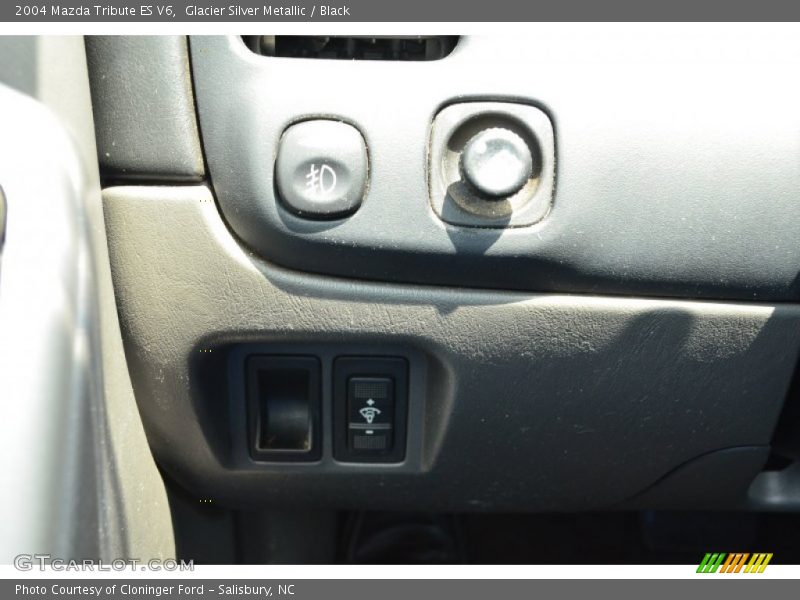 Glacier Silver Metallic / Black 2004 Mazda Tribute ES V6