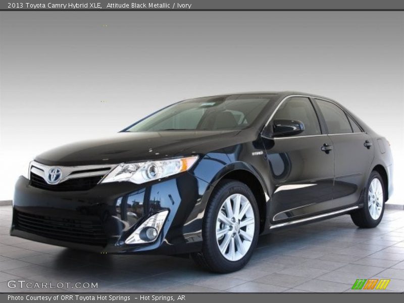 Attitude Black Metallic / Ivory 2013 Toyota Camry Hybrid XLE