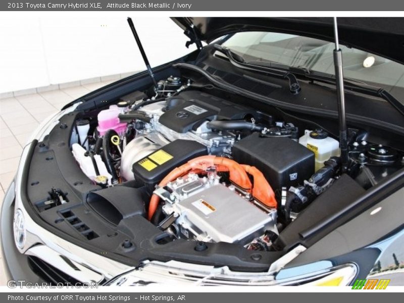 Attitude Black Metallic / Ivory 2013 Toyota Camry Hybrid XLE