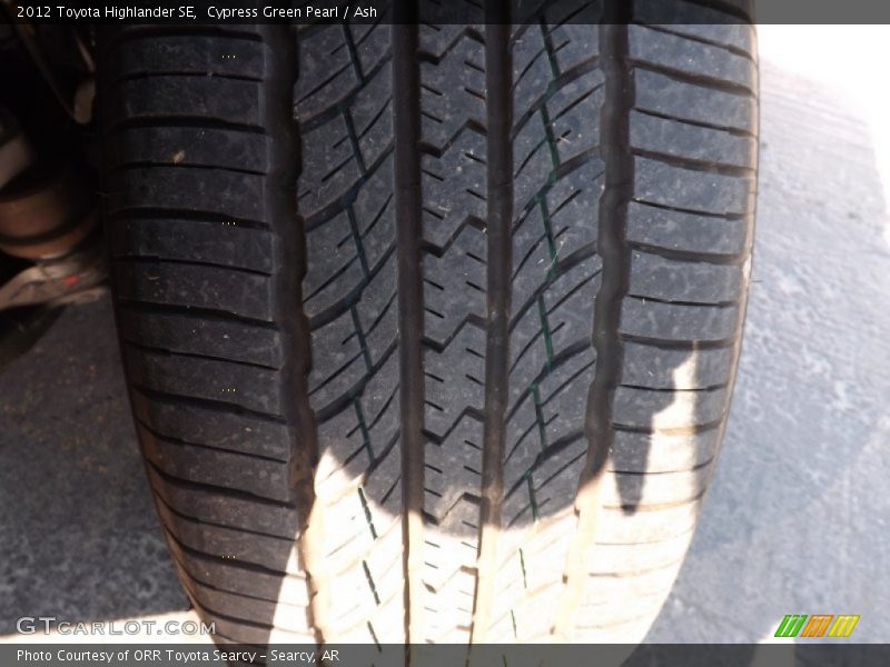 Cypress Green Pearl / Ash 2012 Toyota Highlander SE
