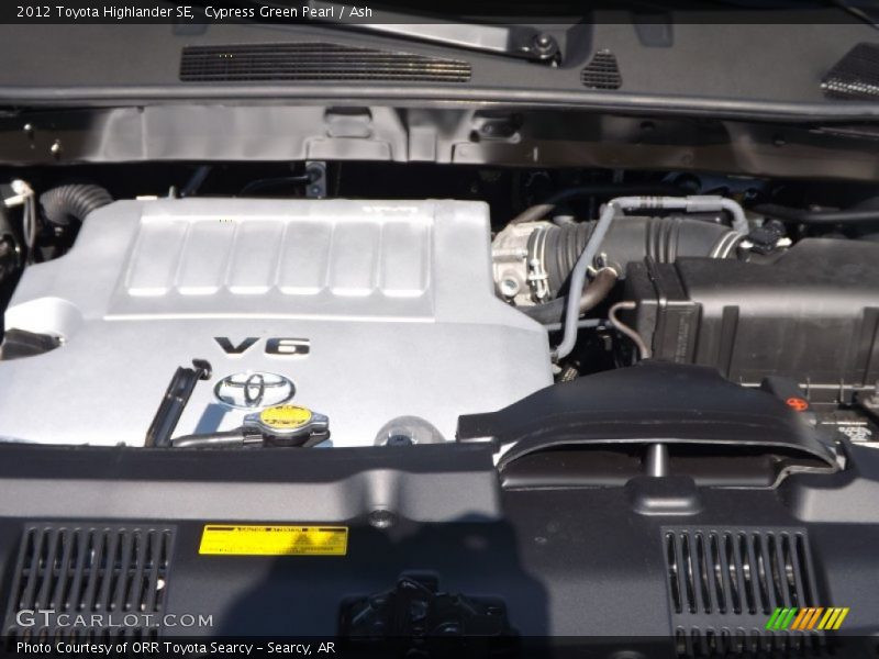 Cypress Green Pearl / Ash 2012 Toyota Highlander SE