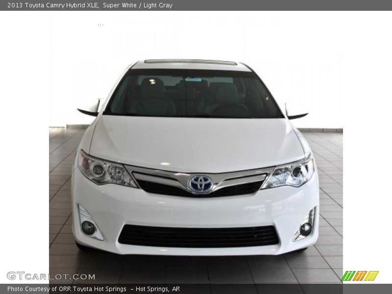 Super White / Light Gray 2013 Toyota Camry Hybrid XLE