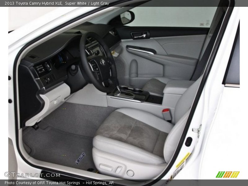 Super White / Light Gray 2013 Toyota Camry Hybrid XLE