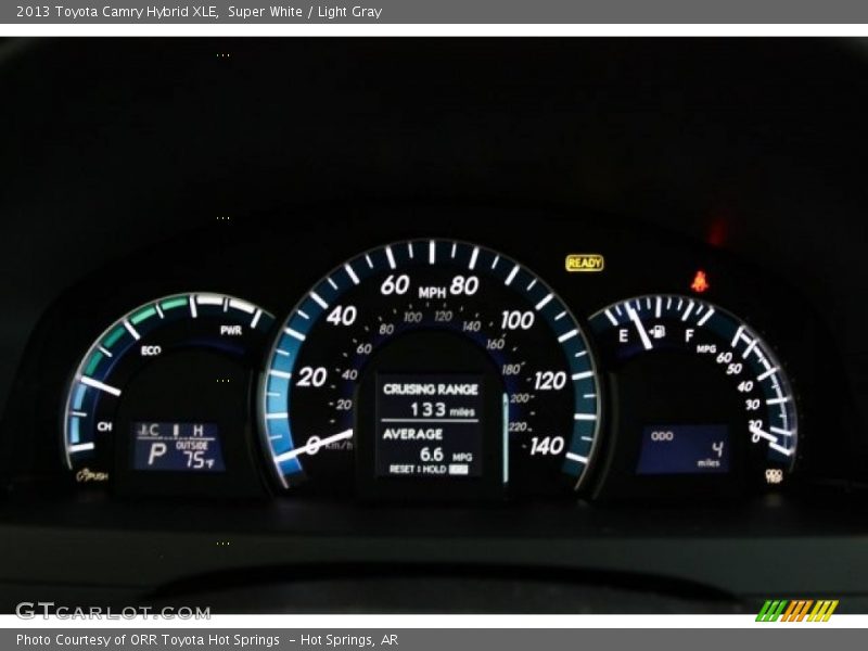 Super White / Light Gray 2013 Toyota Camry Hybrid XLE