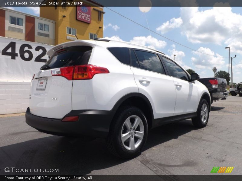 Super White / Black 2013 Toyota RAV4 XLE