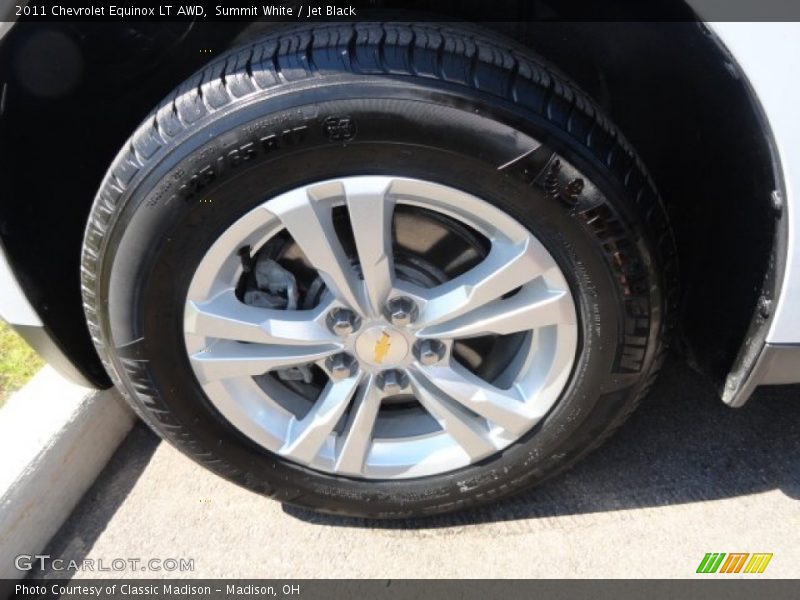 Summit White / Jet Black 2011 Chevrolet Equinox LT AWD