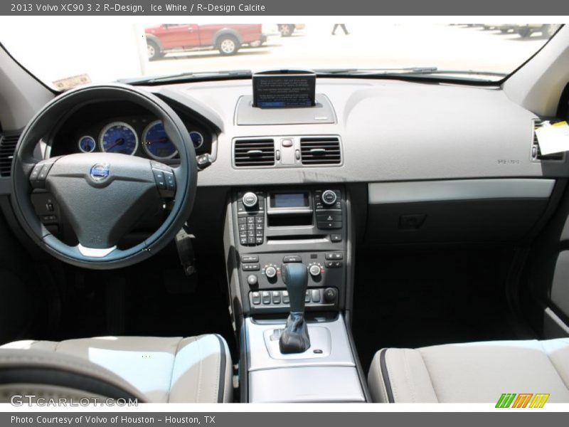 Dashboard of 2013 XC90 3.2 R-Design