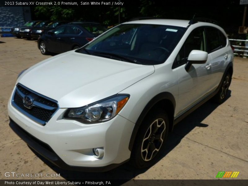 Front 3/4 View of 2013 XV Crosstrek 2.0 Premium