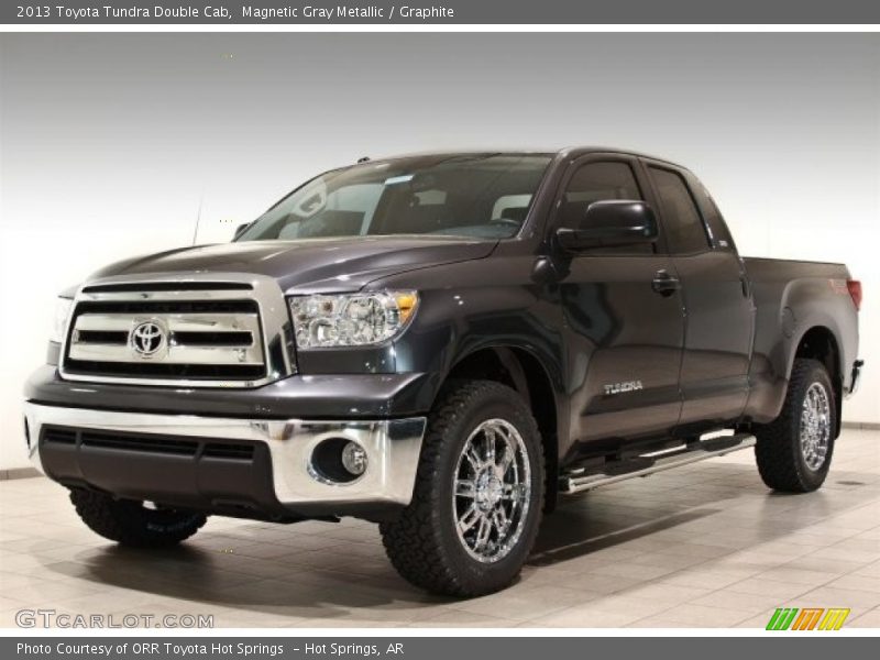 Magnetic Gray Metallic / Graphite 2013 Toyota Tundra Double Cab