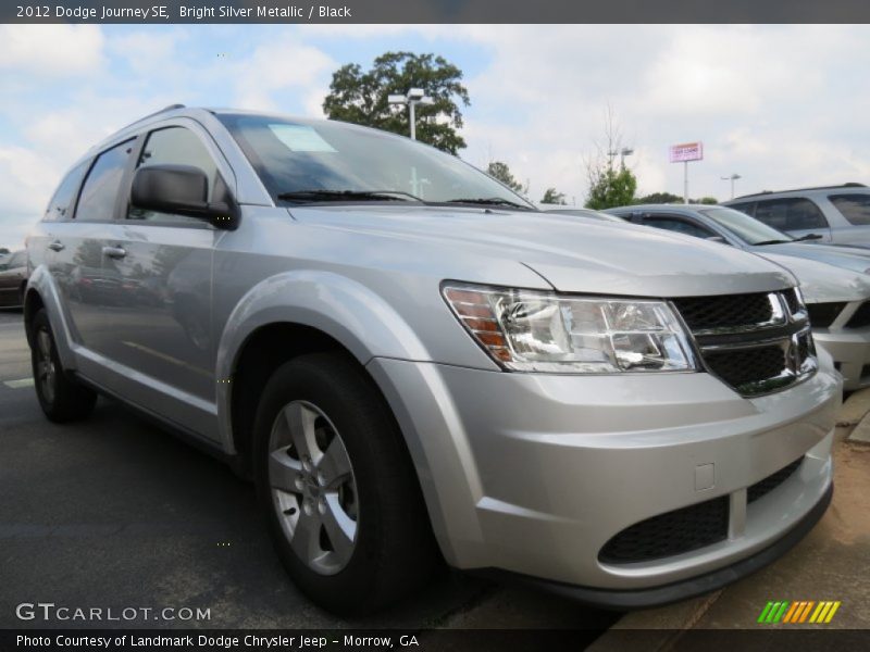 Bright Silver Metallic / Black 2012 Dodge Journey SE