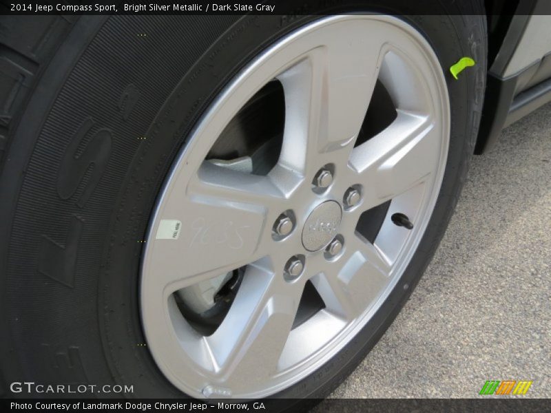 Bright Silver Metallic / Dark Slate Gray 2014 Jeep Compass Sport