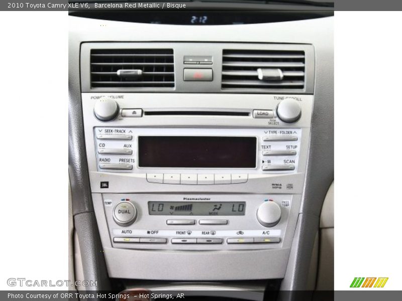 Controls of 2010 Camry XLE V6