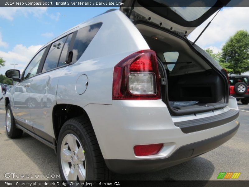 Bright Silver Metallic / Dark Slate Gray 2014 Jeep Compass Sport