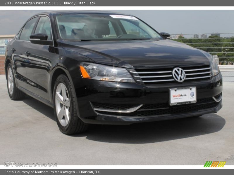 Black / Titan Black 2013 Volkswagen Passat 2.5L SE