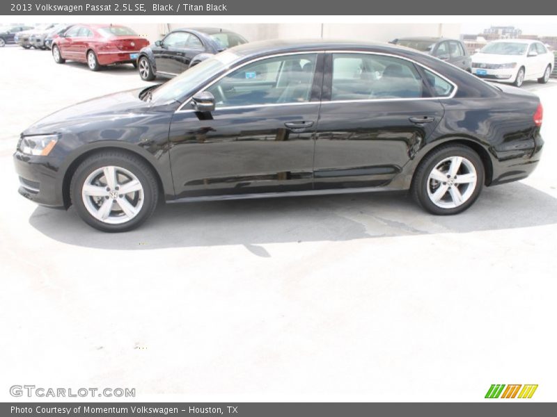 Black / Titan Black 2013 Volkswagen Passat 2.5L SE