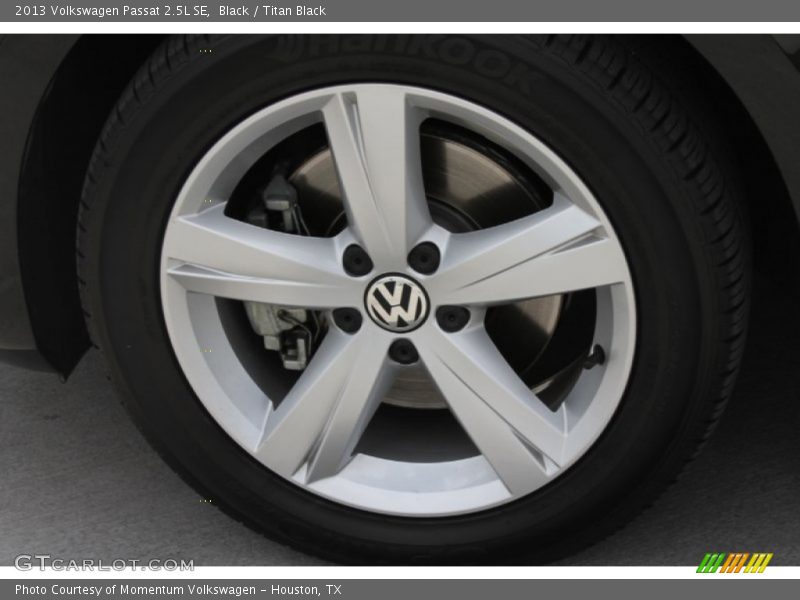 Black / Titan Black 2013 Volkswagen Passat 2.5L SE