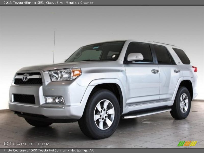 Classic Silver Metallic / Graphite 2013 Toyota 4Runner SR5
