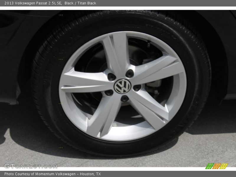 Black / Titan Black 2013 Volkswagen Passat 2.5L SE