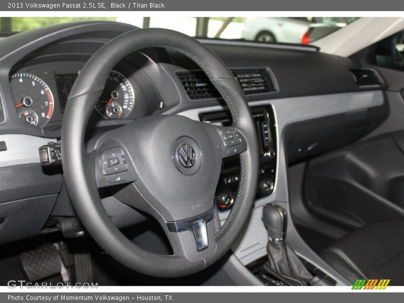 Black / Titan Black 2013 Volkswagen Passat 2.5L SE
