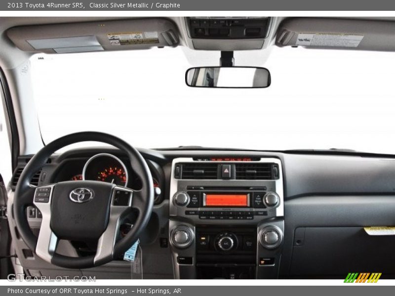 Classic Silver Metallic / Graphite 2013 Toyota 4Runner SR5