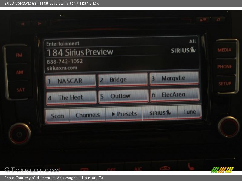 Black / Titan Black 2013 Volkswagen Passat 2.5L SE
