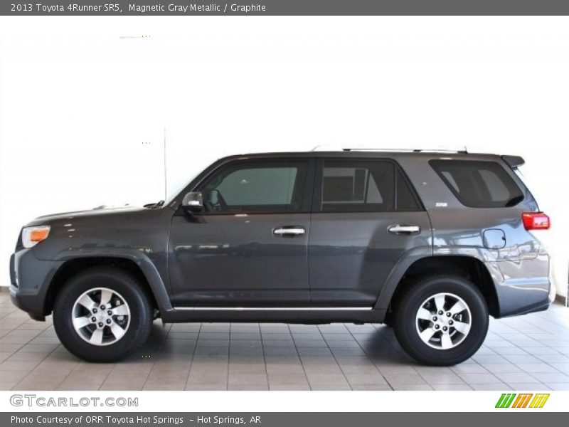 Magnetic Gray Metallic / Graphite 2013 Toyota 4Runner SR5