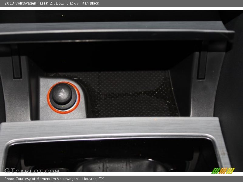 Black / Titan Black 2013 Volkswagen Passat 2.5L SE