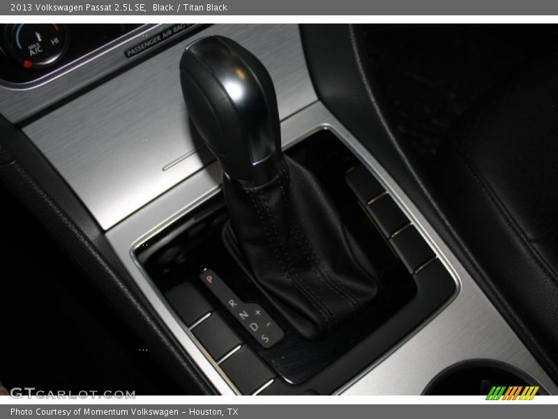 Black / Titan Black 2013 Volkswagen Passat 2.5L SE