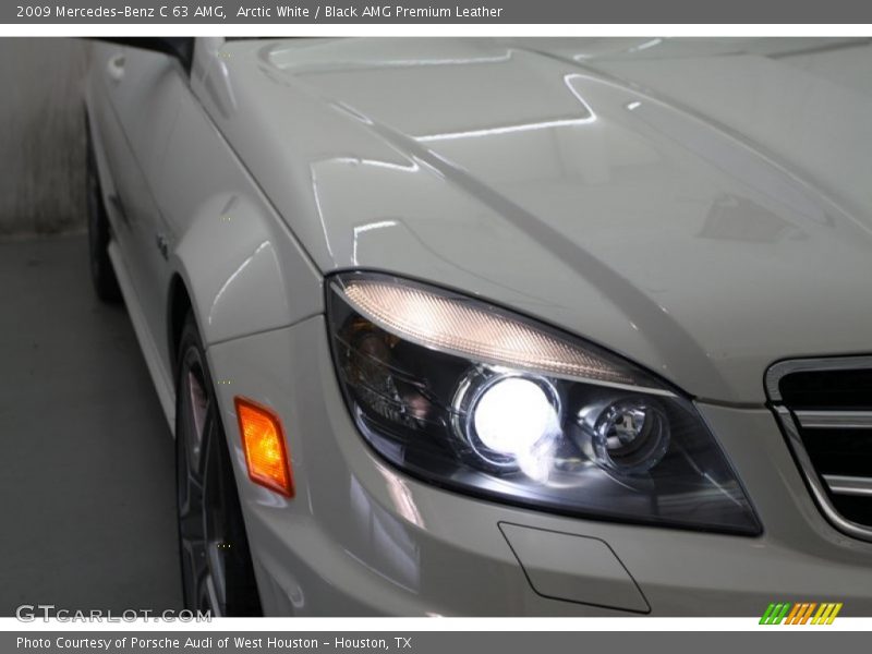 Arctic White / Black AMG Premium Leather 2009 Mercedes-Benz C 63 AMG