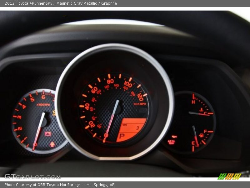 Magnetic Gray Metallic / Graphite 2013 Toyota 4Runner SR5
