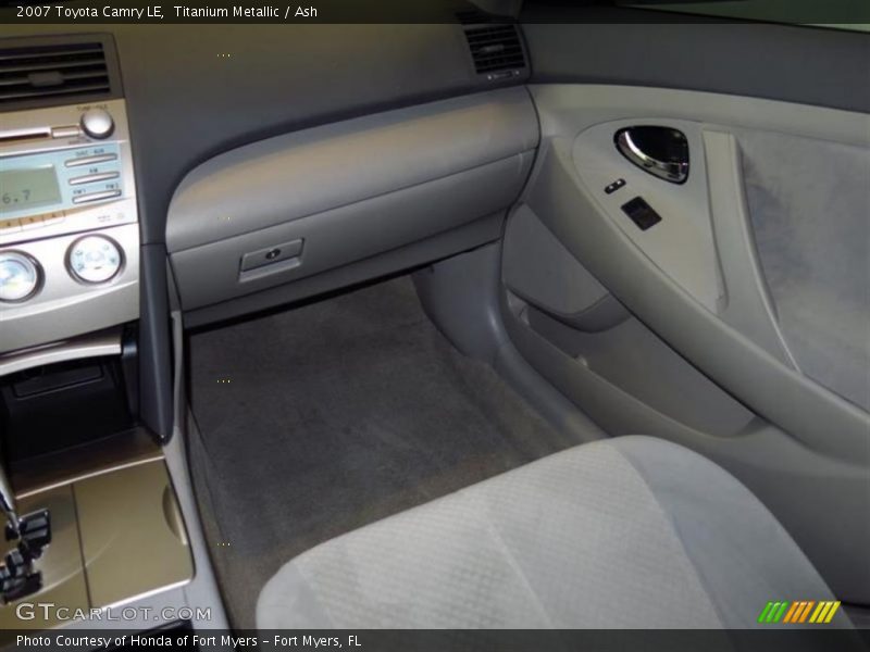 Titanium Metallic / Ash 2007 Toyota Camry LE