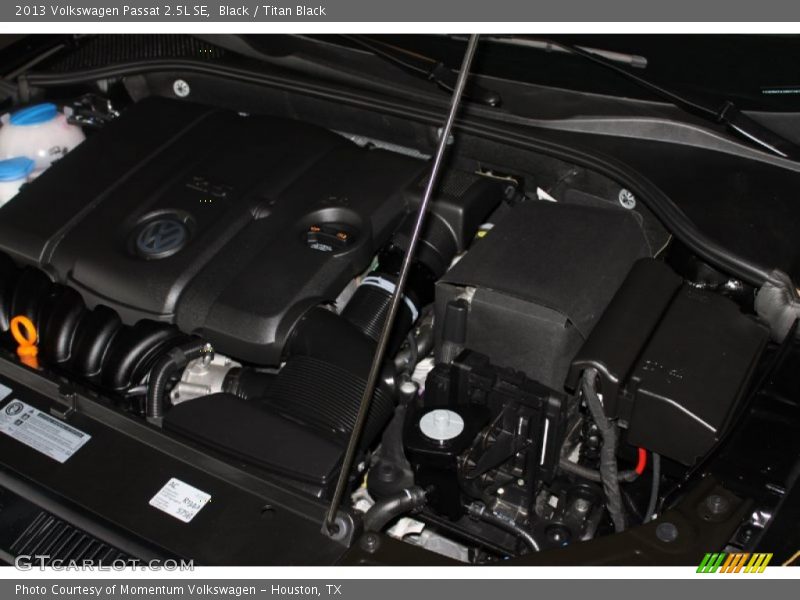 Black / Titan Black 2013 Volkswagen Passat 2.5L SE