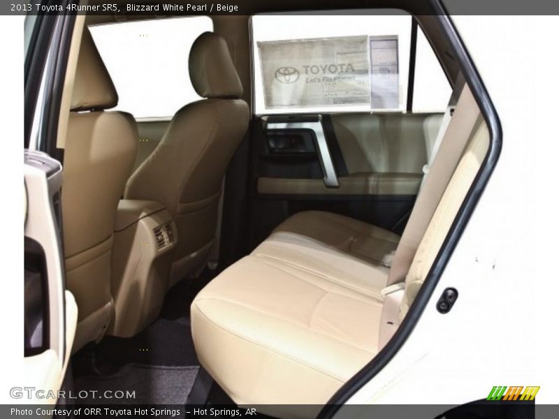 Blizzard White Pearl / Beige 2013 Toyota 4Runner SR5