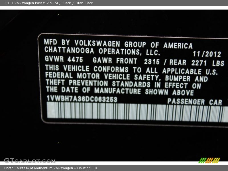 Black / Titan Black 2013 Volkswagen Passat 2.5L SE