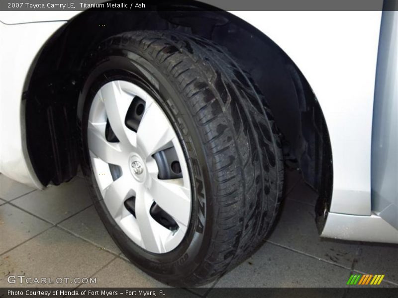 Titanium Metallic / Ash 2007 Toyota Camry LE