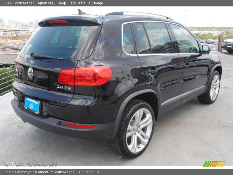 Deep Black Metallic / Beige 2013 Volkswagen Tiguan SEL