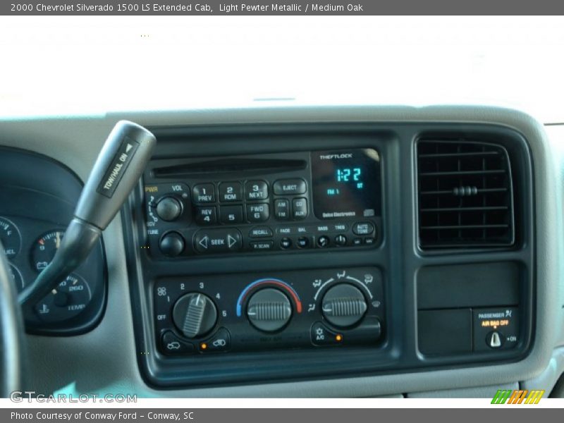 Controls of 2000 Silverado 1500 LS Extended Cab