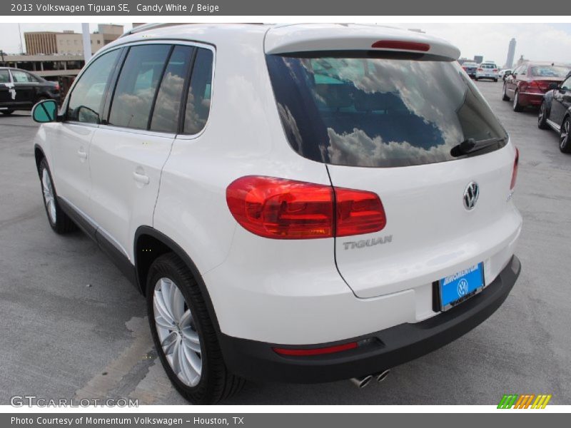 Candy White / Beige 2013 Volkswagen Tiguan SE