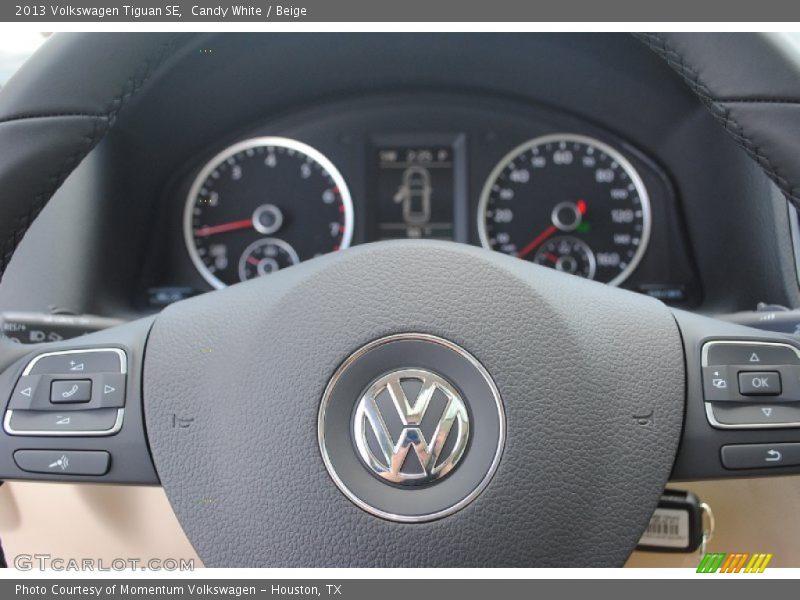 Candy White / Beige 2013 Volkswagen Tiguan SE